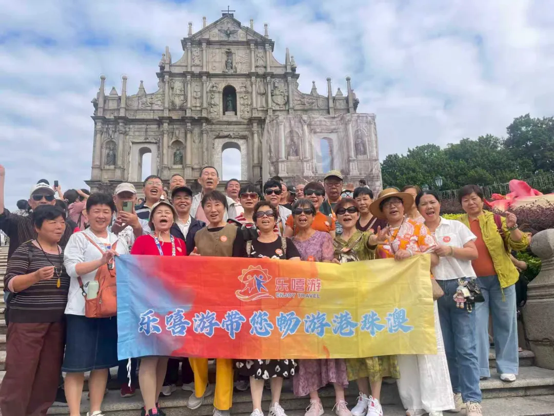 50b5a70566d7408f55f8793ea0453f51-sz_2481125