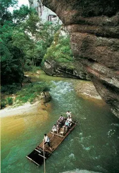 50c1bc2a36249c22a51d7bfc2a63d821-sz_717114