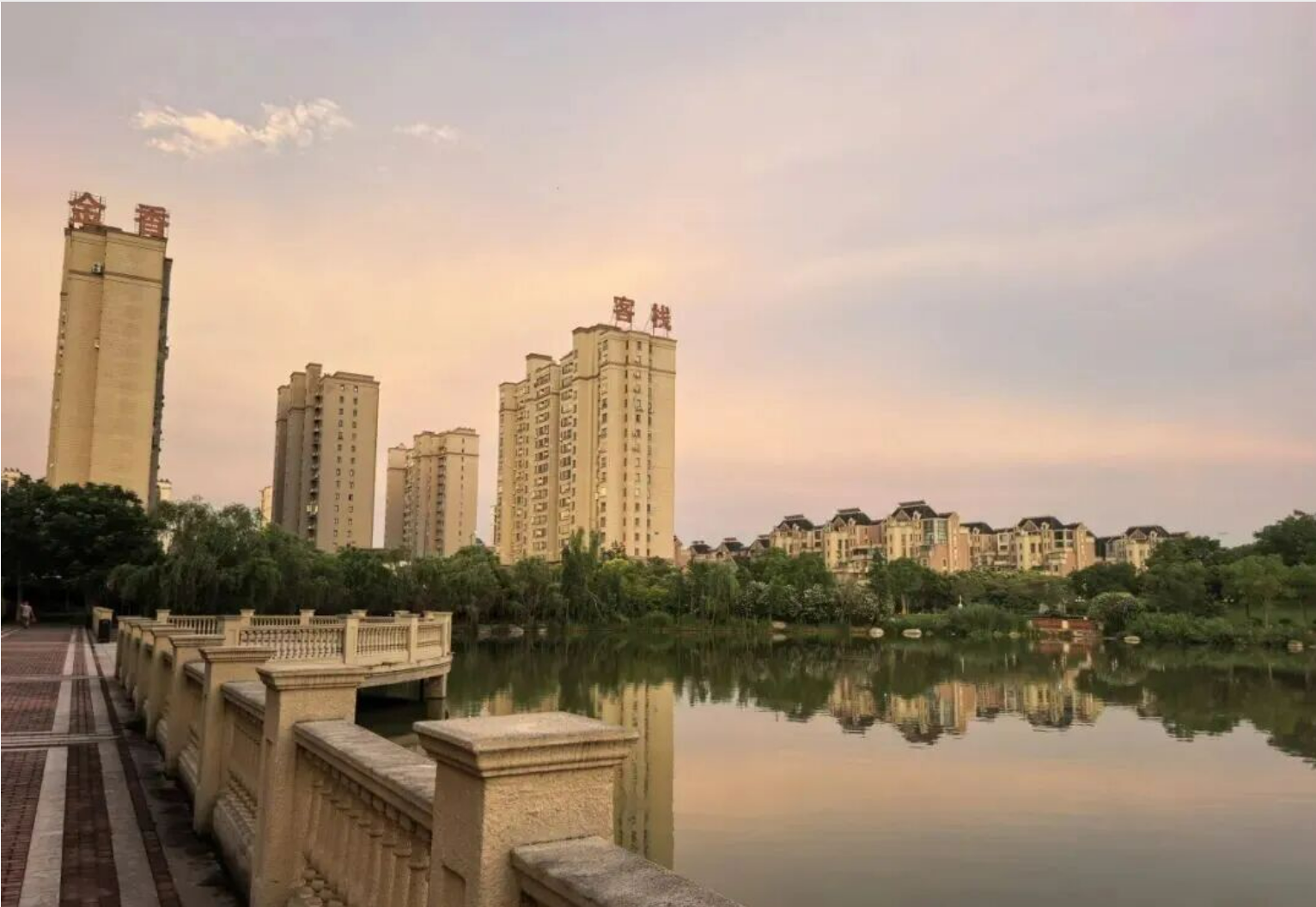 5a04e8d13e42bc248ab73bfa42ef8a94