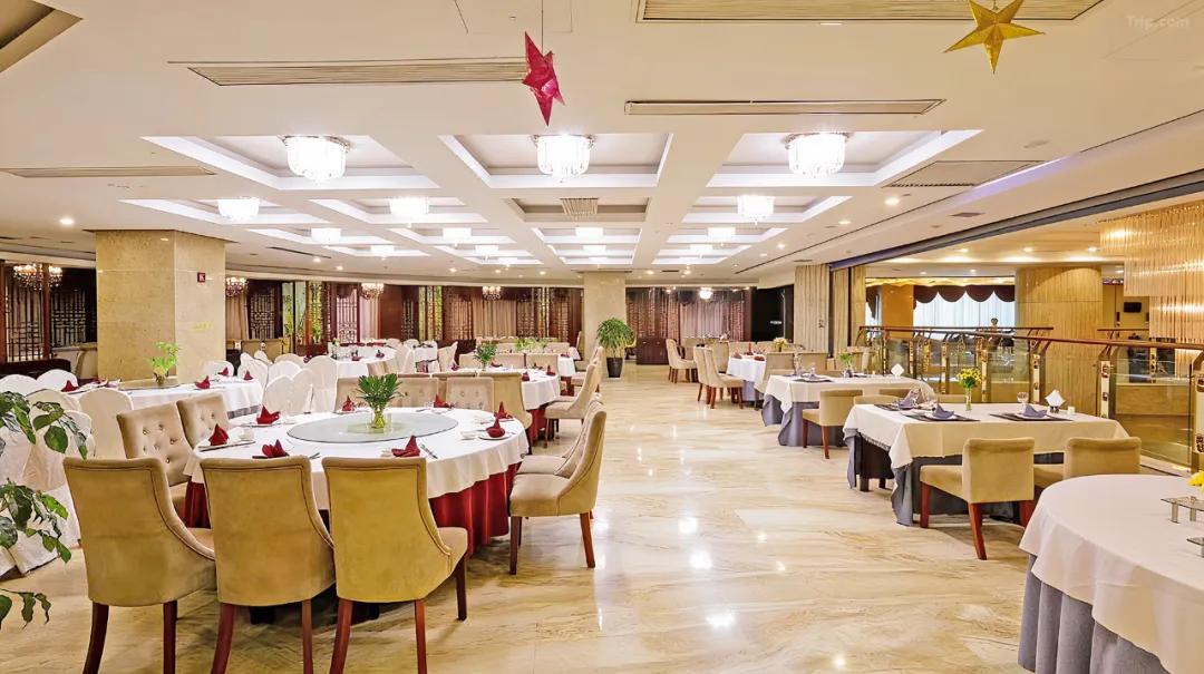 5ca5eee75773ae74240ac2780cb6f540-sz_1621233