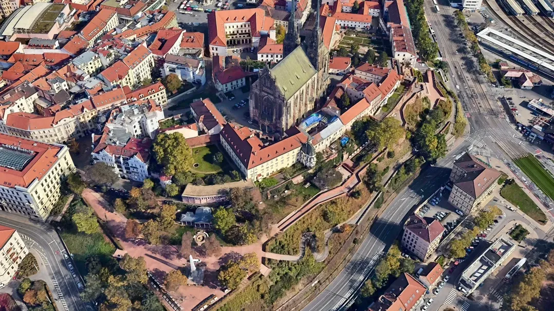 5efc782c405e1f63ab43e5e17b7bd133-sz_3758650