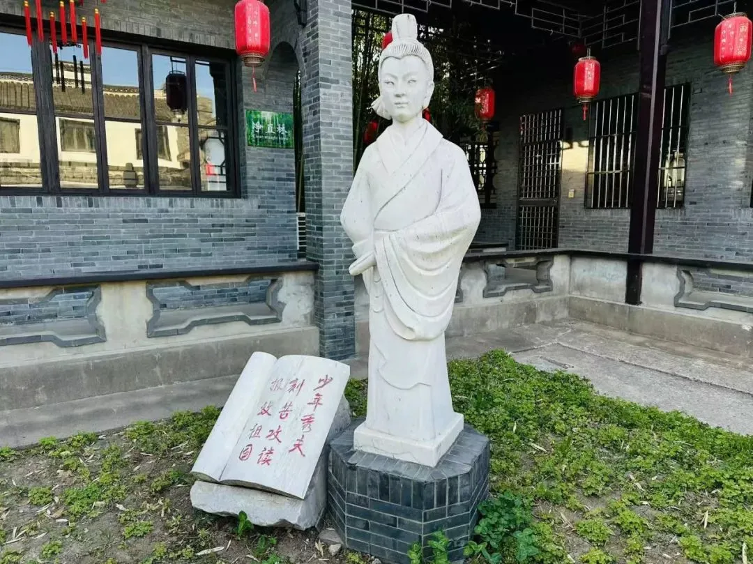 5f2b0dd7bb8a4aae05d784487fcb2141-sz_200580 5f2b0dd7bb8a4aae05d784487fcb2141-sz_200580