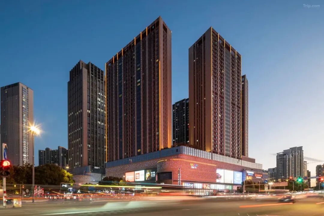 无锡·常州·旅游过年·轻奢风·4钻高端酒店·3日599·日景·夜景·烟花秀·演艺秀~东方盐湖城·三国城·水浒城·纯玩·含门票~