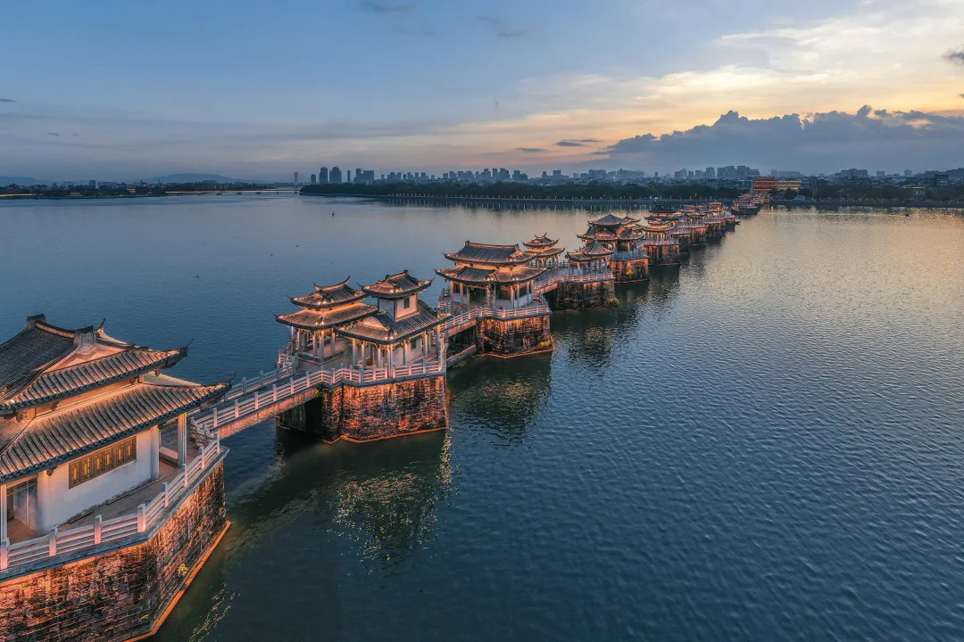 6452de3a151614826e1d2083f8ac5f34-sz_5647163