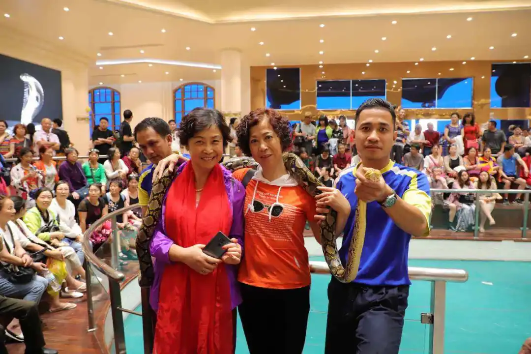 650437de218919a4659a43791f6b23e0-sz_101374