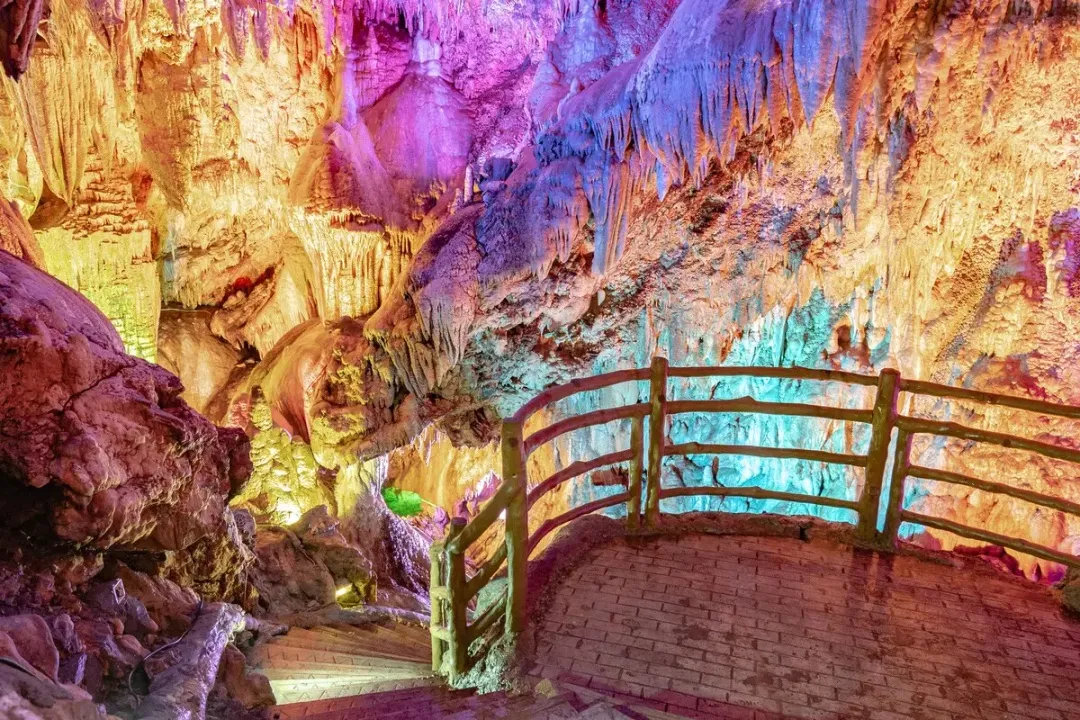 65223f143dc65825b8adbeb44a705bfd-sz_401702-1