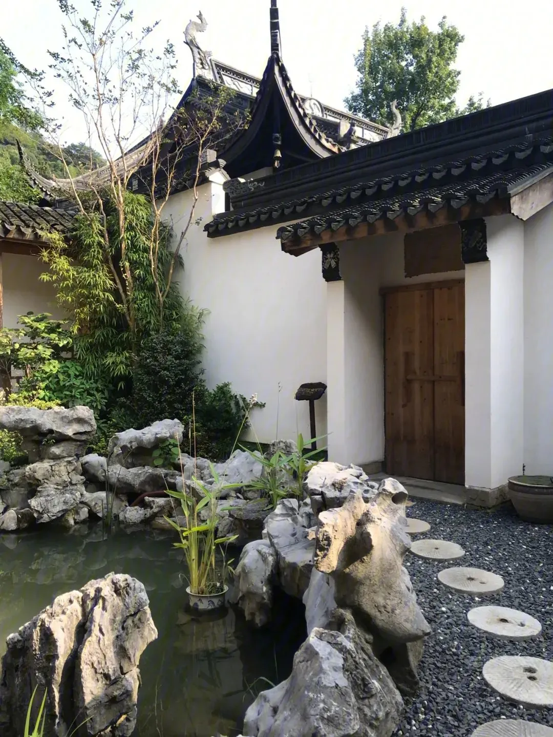 6d875fdbb4715474f4e5f47a81a7494b-sz_304001