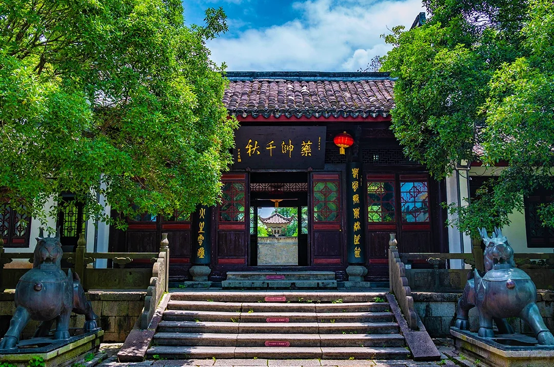 6e7eaa93d5b1f2a8f289d0ed2a1bab59-sz_3223509