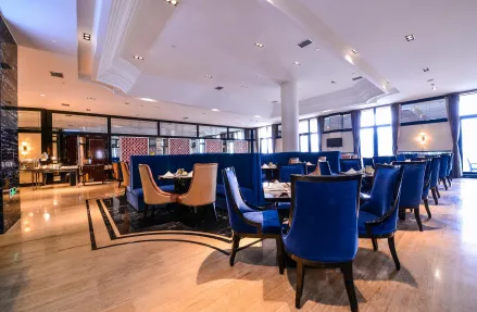 718bb7d226010631909fafcdb1842670-sz_221585