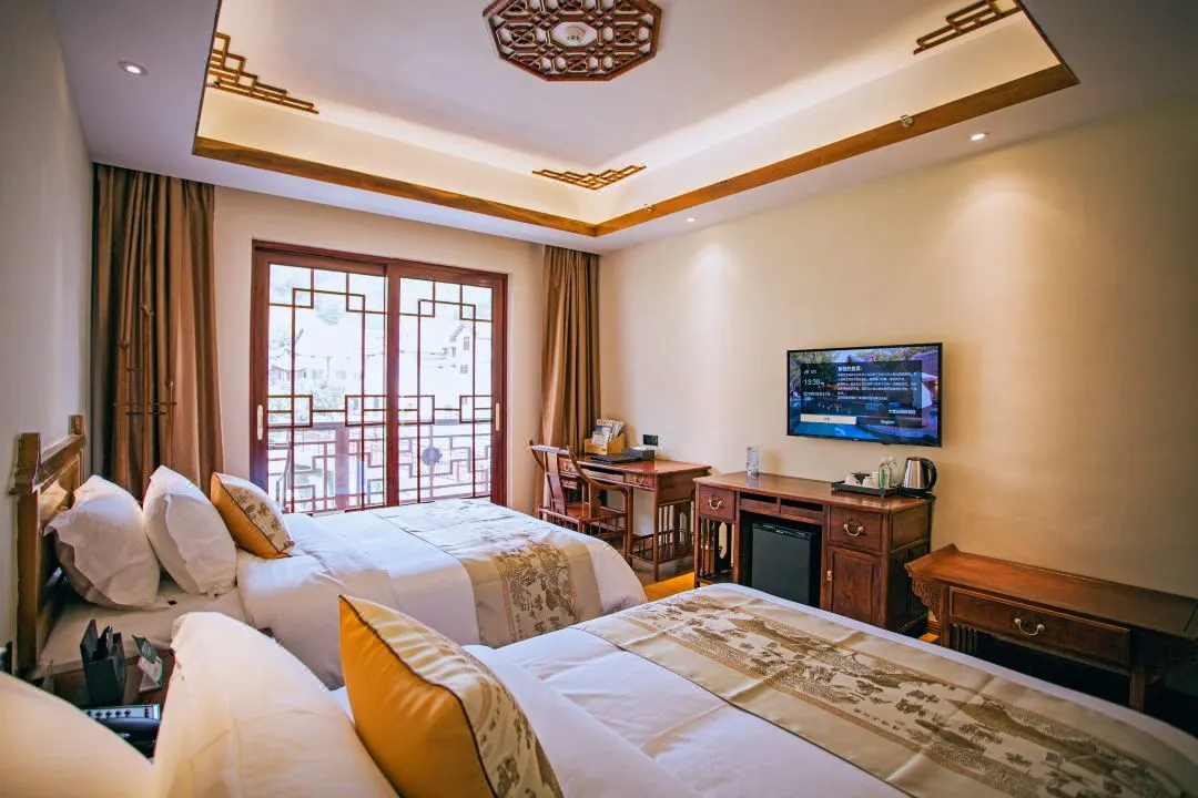 7d0b7917a48746dbbf9c4fb189c6c3f6-sz_114010