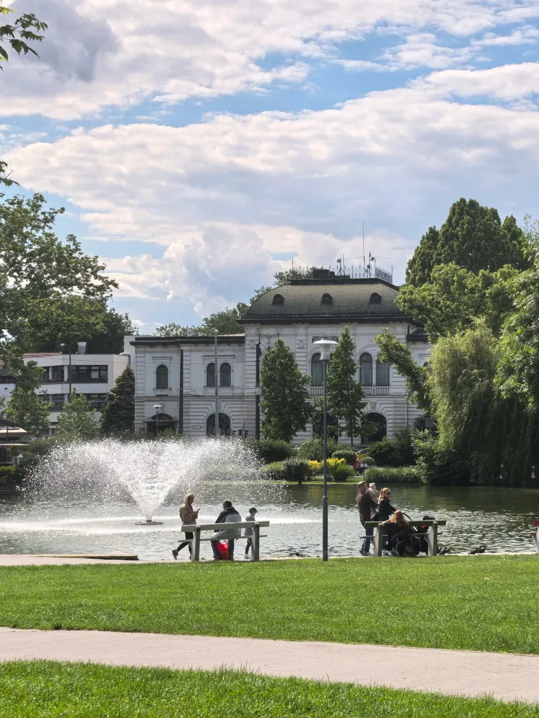 84ed8c3114e408f5d9de1c423a22ba12-sz_500473