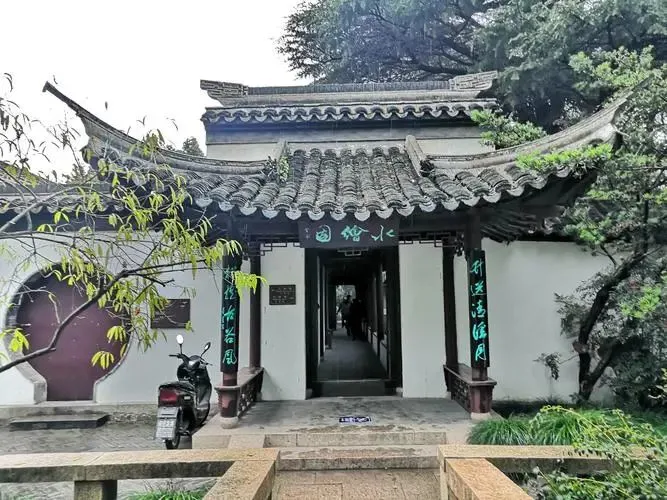 870db76fb4c05be18ed4f331336cfcf4-sz_93506