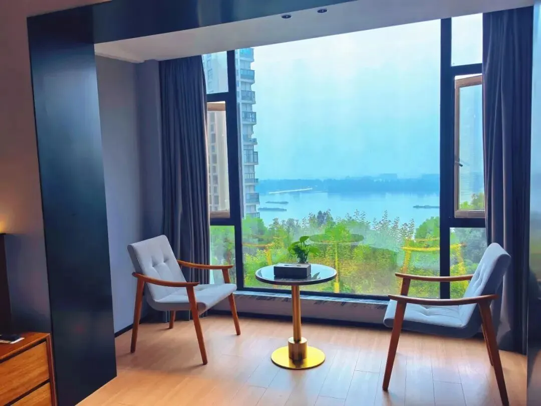 8988bb8f6f6f69d3a657cdcd137ee9bd-sz_91165