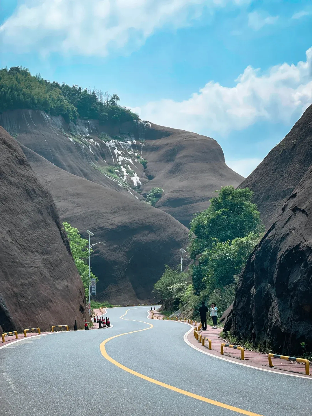 8ea9945fde4822c38e6298ada74dec2b-sz_2434163