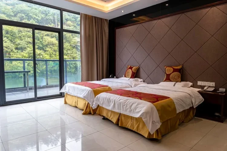 8f4dc5c641e372c984659bca6e1283b4-sz_140391 8f4dc5c641e372c984659bca6e1283b4-sz_140391