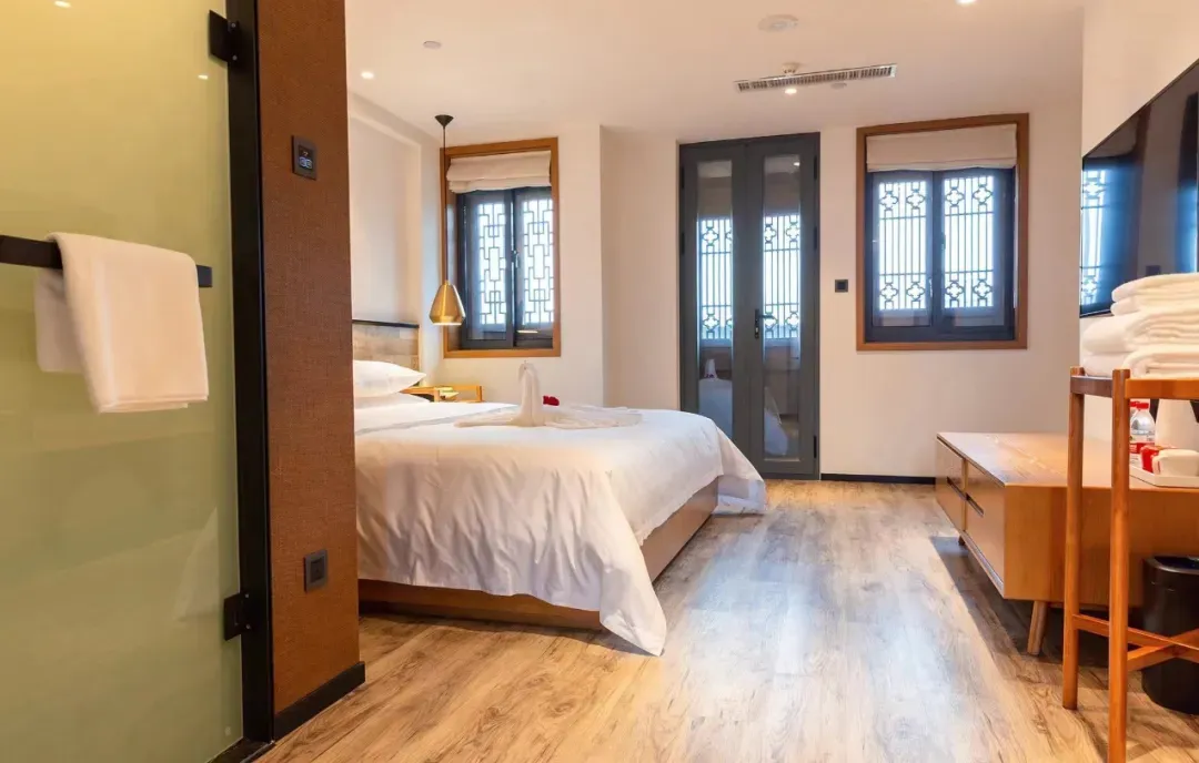 8feeff3dfb71c182f3edbd04cfe5d8d5-sz_1136146