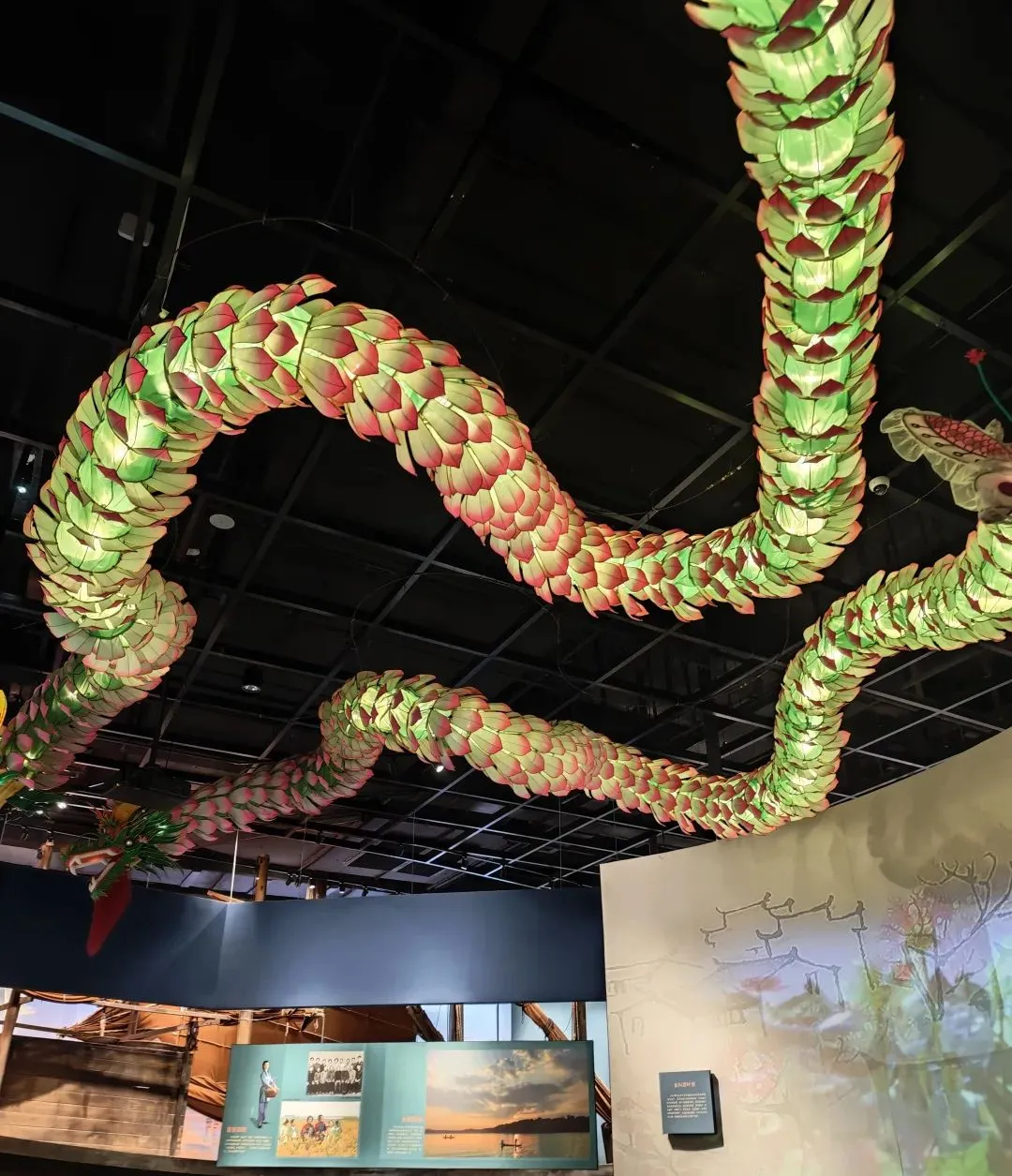 90d90d9a7a133300bfb580cccb1ed92f-sz_1609572