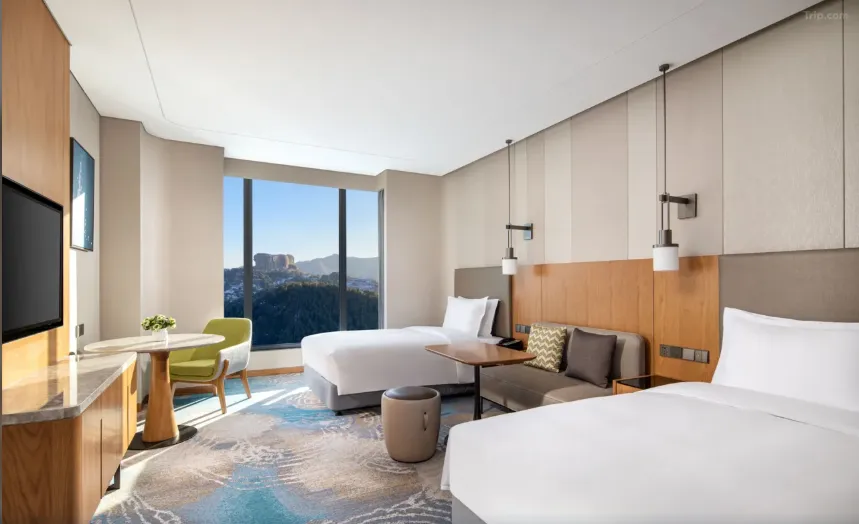 918ab15a4c0d4b88b9cf0ab0fce4a4a9-sz_386414