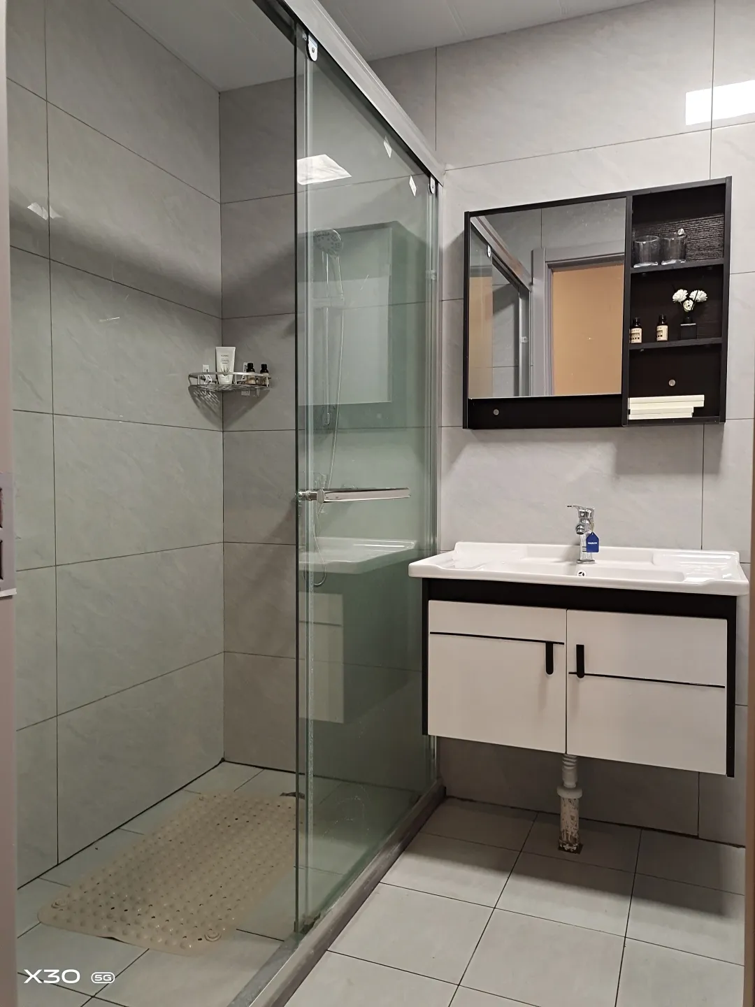 9a59832e4d814a48427fa95202a781c2-sz_3050055