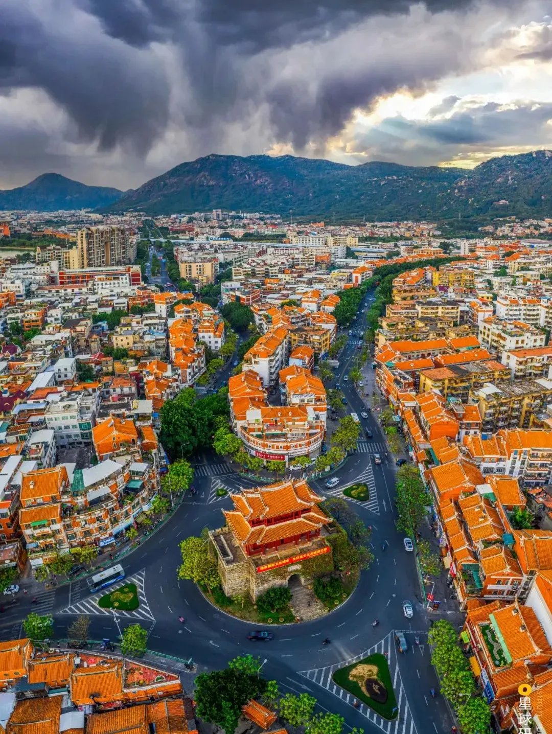 9ad522eae7eff346f48d13e287d0e8bc-sz_2974474