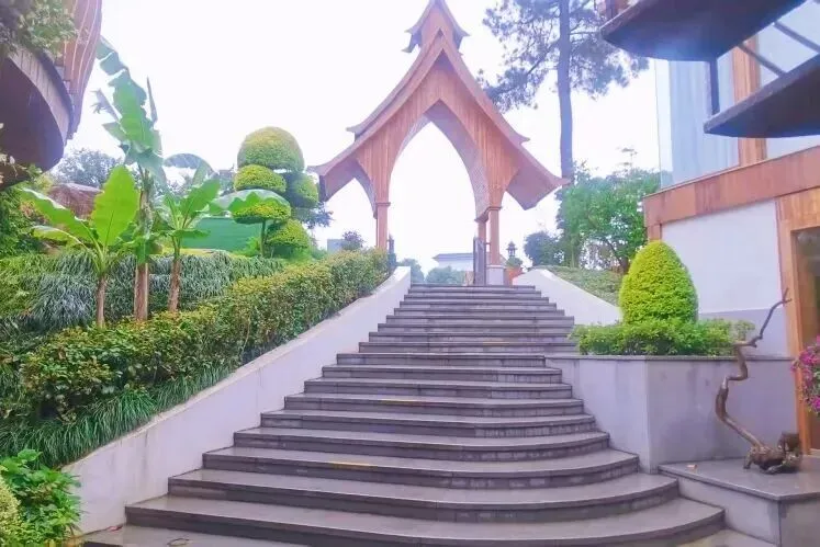 9afcea1ec0e6f87d0dbb1580c213e75f-sz_76775