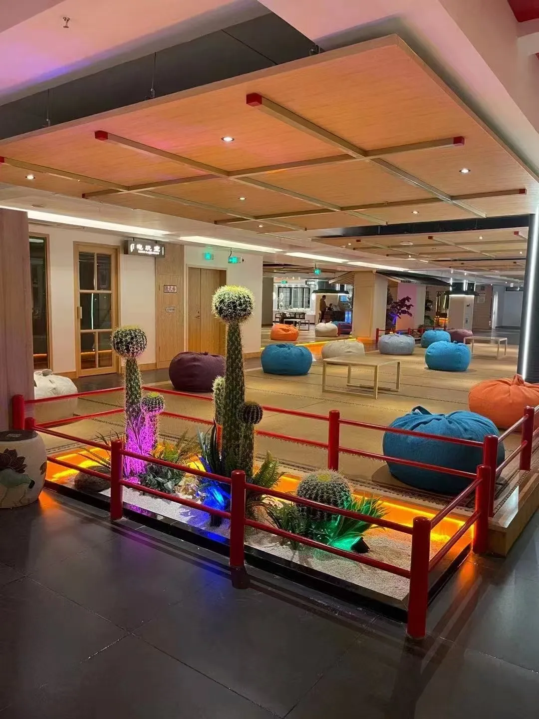 9d841521ea4acbea29d5271576619a05-sz_448011