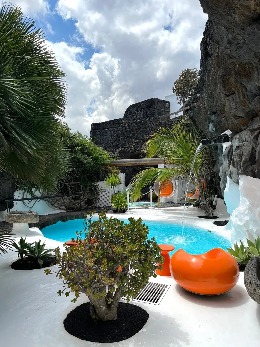 9ec6bf0a189e8ac72d96cca8cf55413c-sz_534107