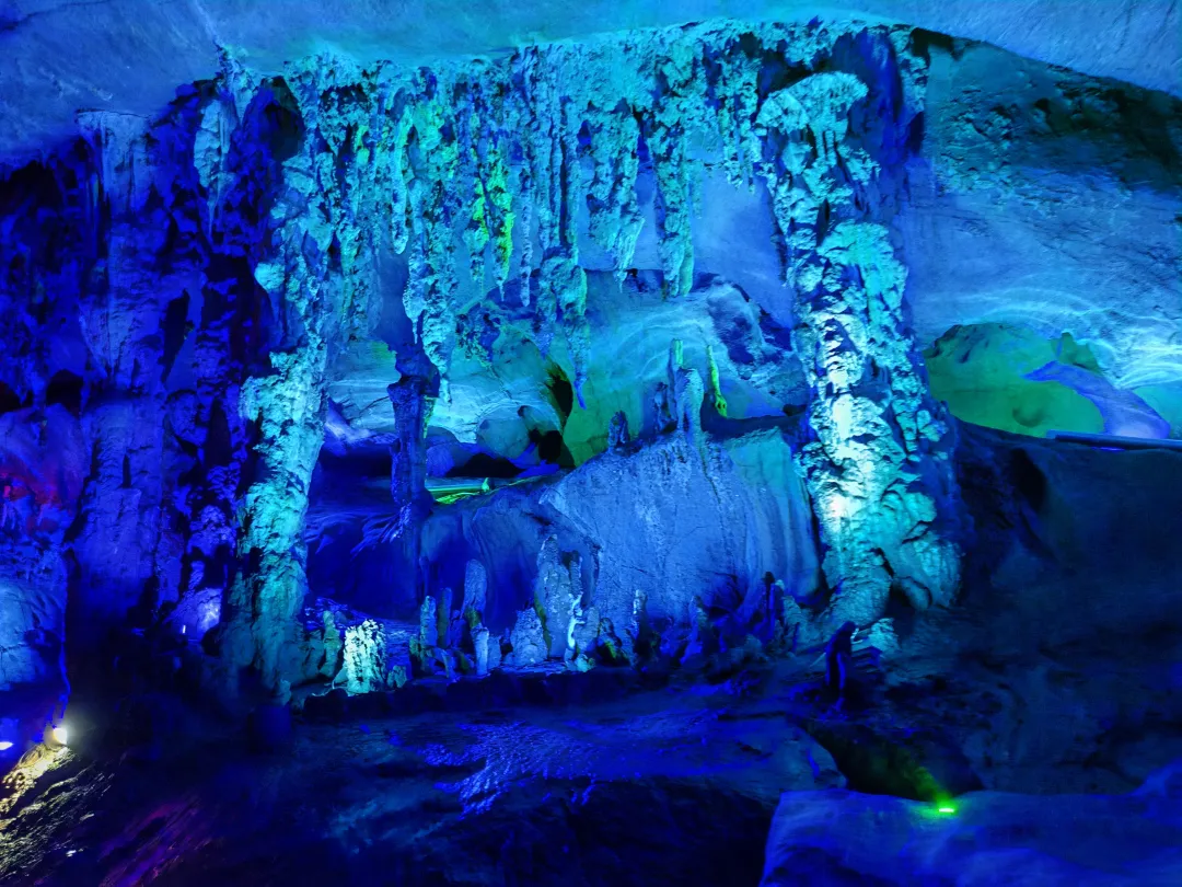 9f776a405584cd0b46462b01ab3e45f8-sz_6939296