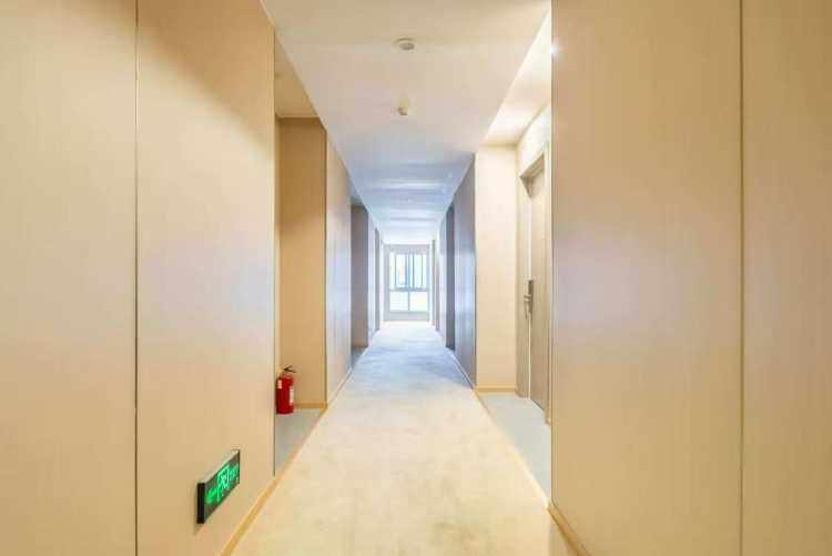 CnN83pTubH2tAiXr9R3xe_5M4IL4KBJV CnN83pTubH2tAiXr9R3xe_5M4IL4KBJV