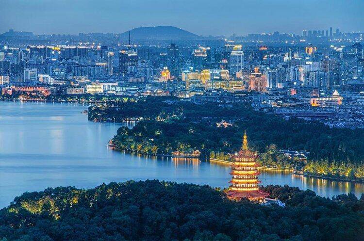 Z7zcUX-p5PWAFb9P6Zr0ljg58KTE15SL