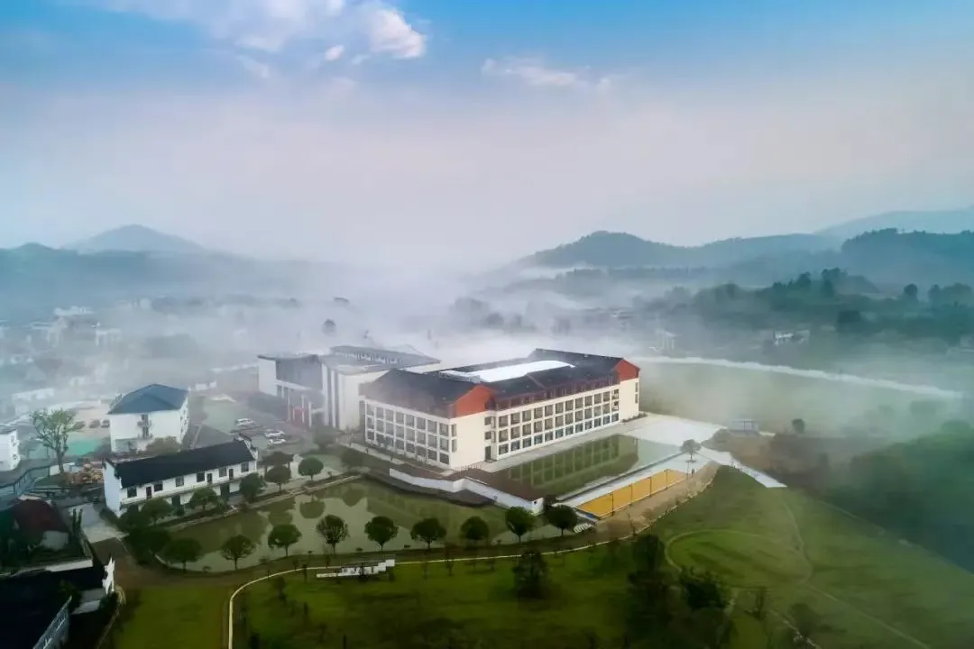 a4873e52dc7f7a738704d8bc4d4bd8cb-sz_886437