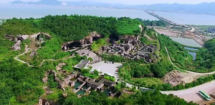 a9d7dd0c519bc4f2ed184dfc73aabd1c-sz_238021