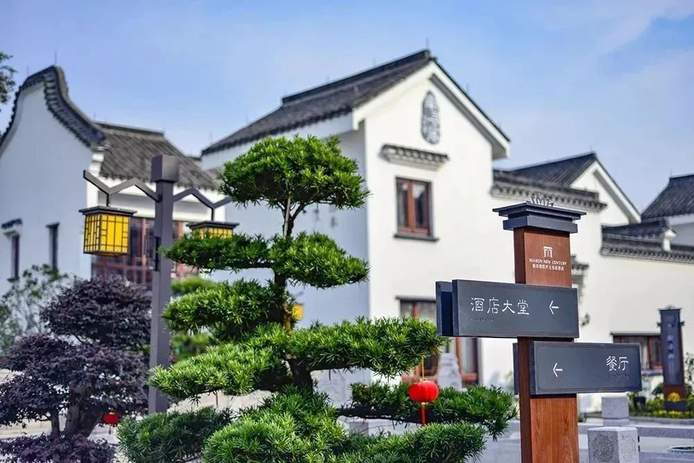 aab7c7f3cd60419b1b922104f043a42d-sz_125940