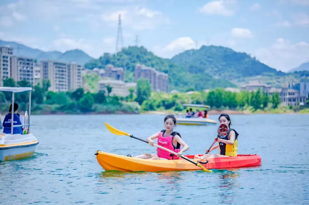 add879f284967d3f2616822ebab3525f-sz_572203