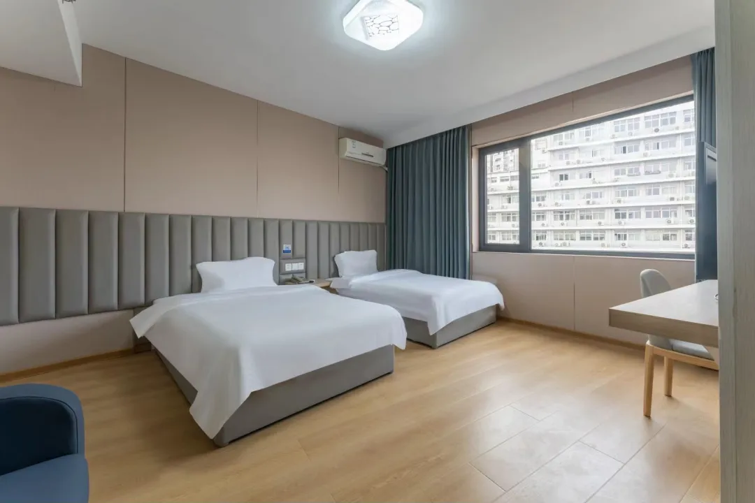 ade693459abd79e2e7cb333a92423747-sz_284049