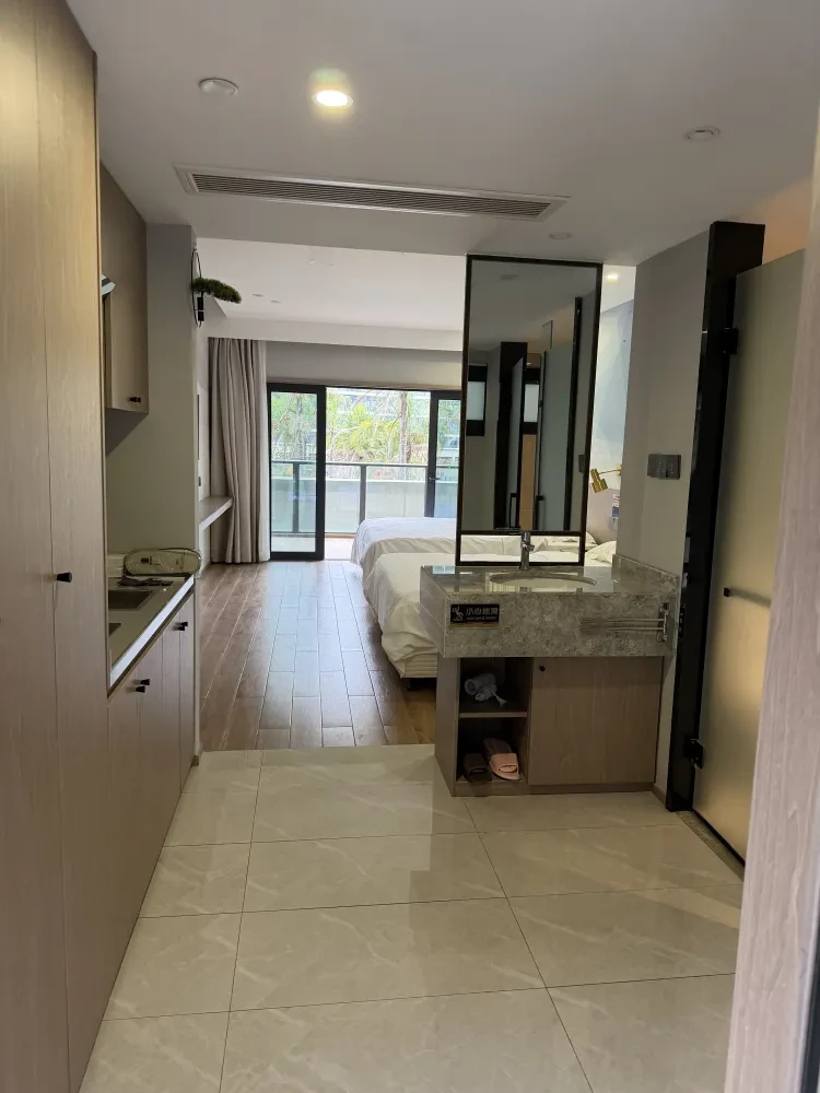 b07fe10e5db55485385fd9d1ca8703be-sz_2888205