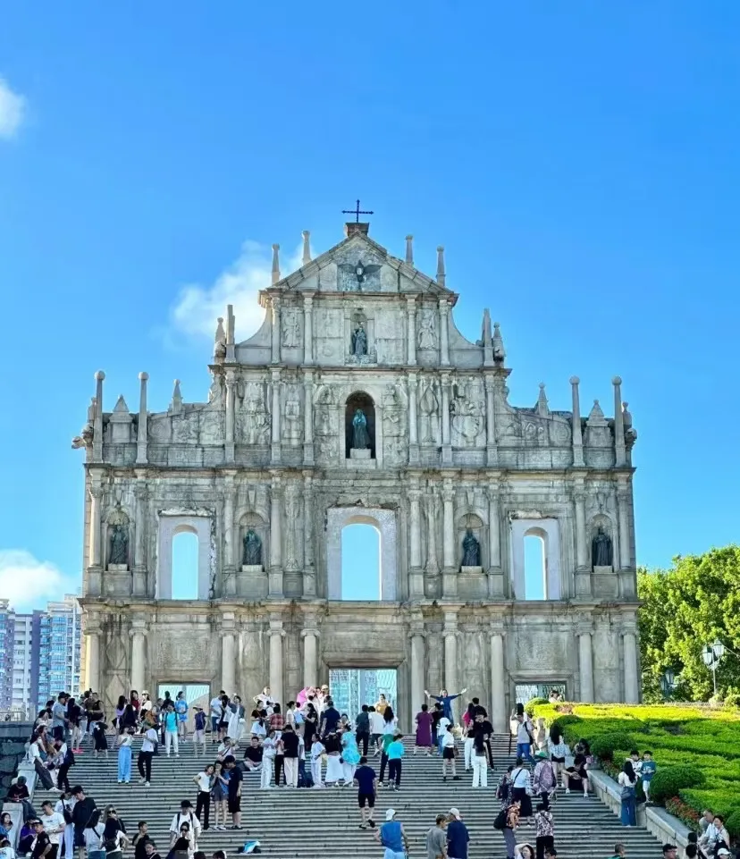 b0f3b449dadad5d8f455ec4ea14fd660-sz_214895