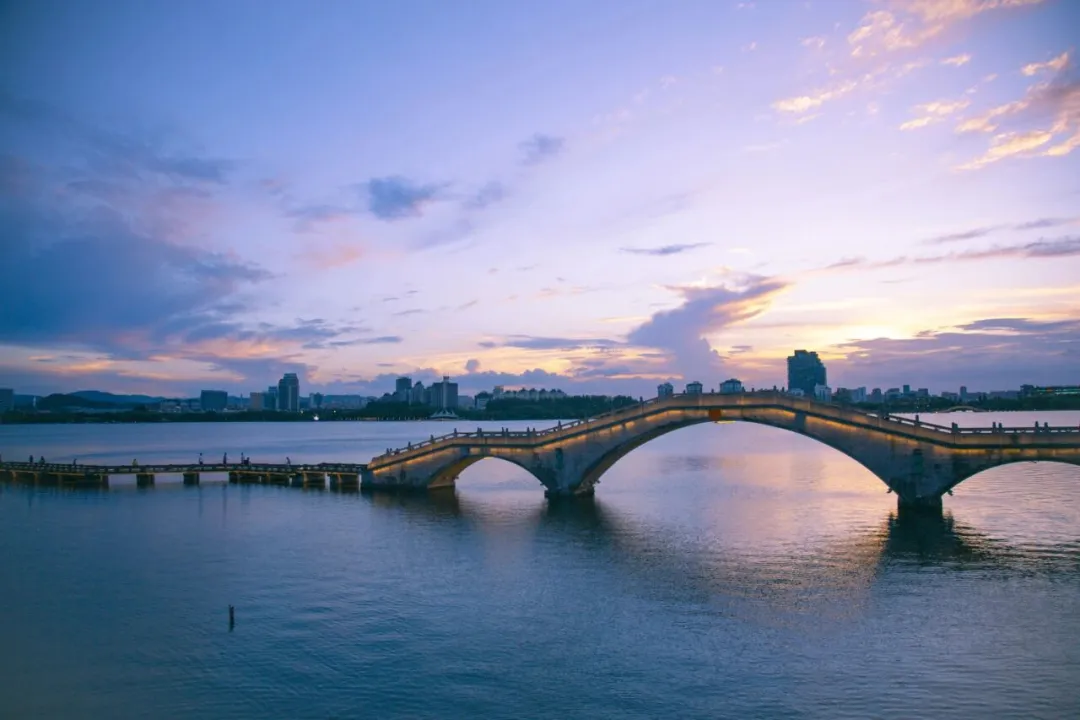 b4a418ce014de9d30a79f710fd08f31b-sz_117905