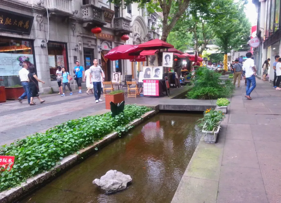 b63ae3a8cc1db635f440aa11444be9ff-sz_1255242-2