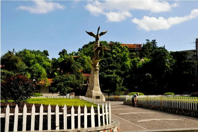 b7a03077323459ca98f051d65534fe3c-sz_108883