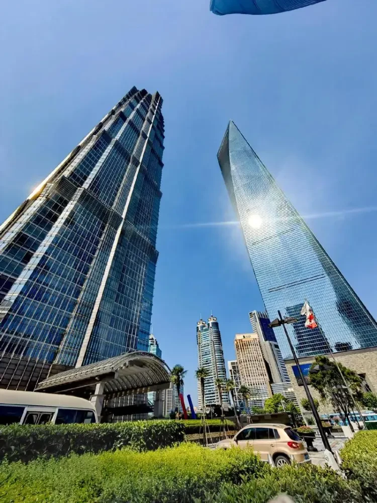 b915b1f3d1f9919e3d3a3d52ec8d229a-sz_180715