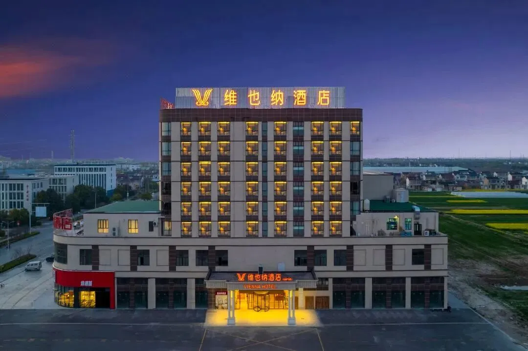 ba6a5b4f1303eee2ff52de1365eba7f0-sz_99447