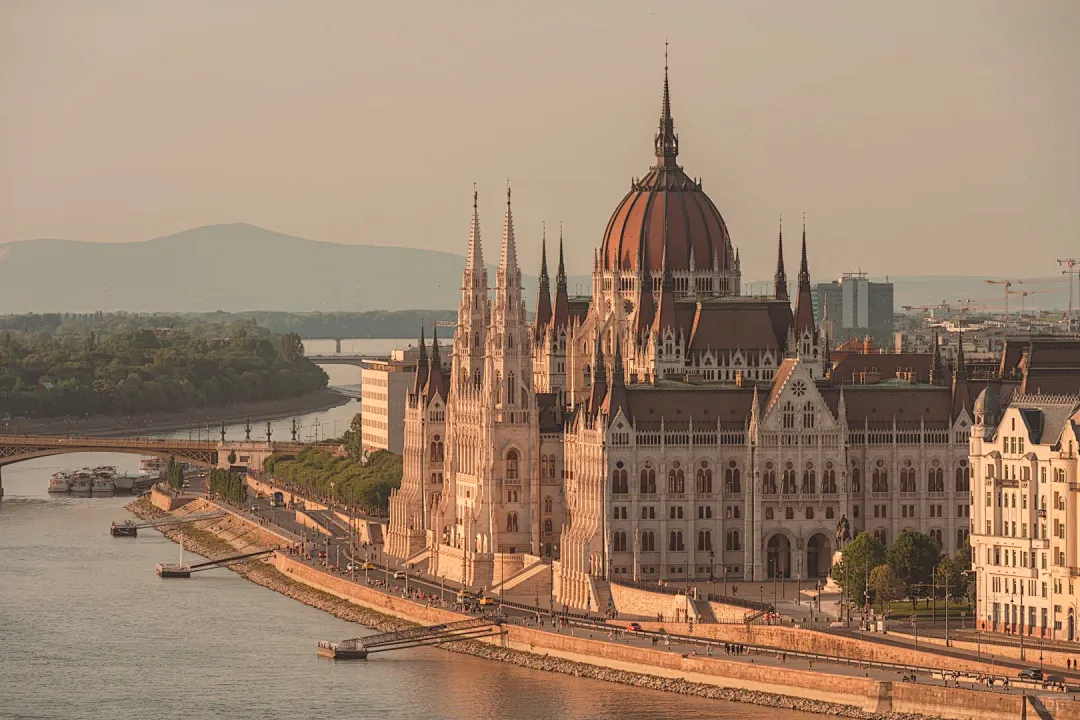 bc4cbec3bf9a019fc5e0adcc88ffea81-sz_1853008