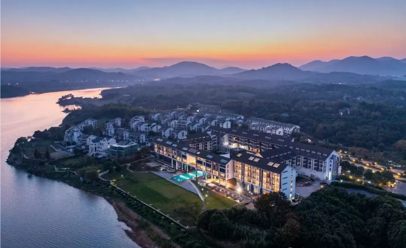 c0e47cf76616f1d17d61cb5dc724683c