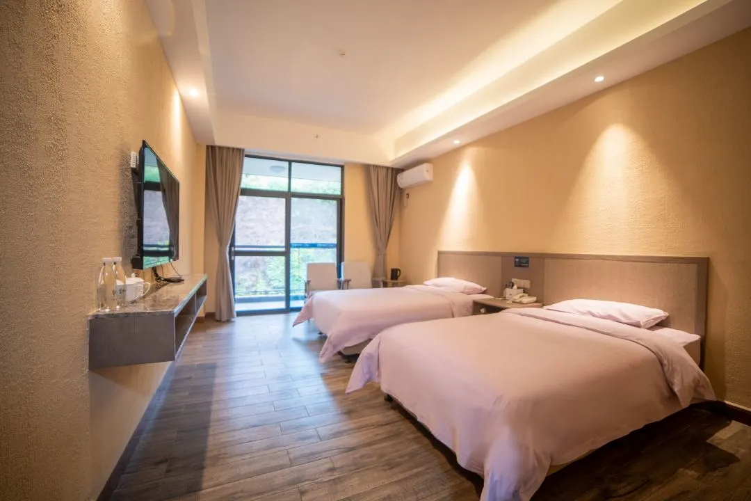 c493af330834d77734480cd5b011ee72-sz_89949-1 c493af330834d77734480cd5b011ee72-sz_89949-1