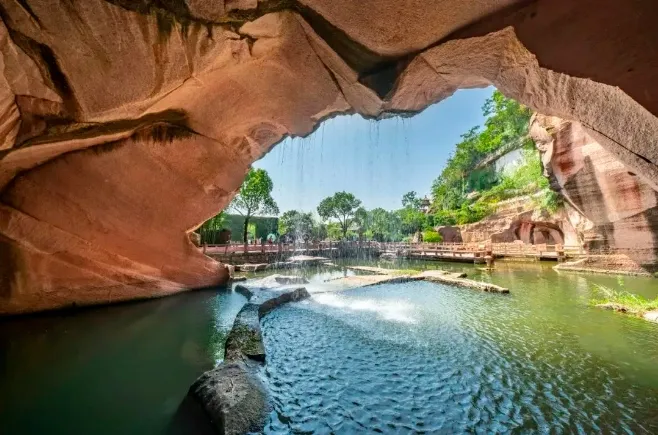 c4e609c9b34697d9a05599a360e046aa-sz_248426