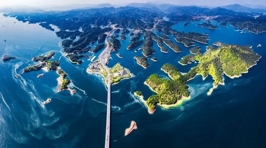 c600045bebcf801ee46096f2b6b4c728-sz_891552