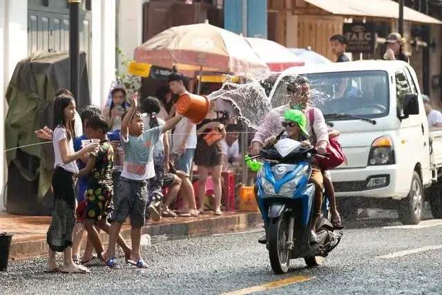 c74904ce5b2f0a282d2086ede673047c-sz_658325