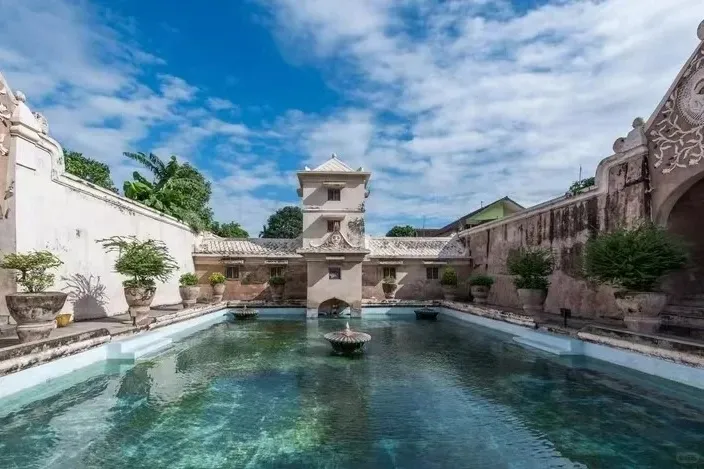 cb943bd79512ab1f44e9fe0923d040e9-sz_105452