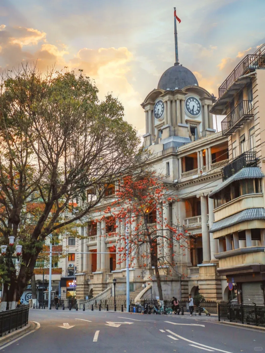 cce941b5f9f75ef7060bd583d2c2ab56-sz_2200386-1